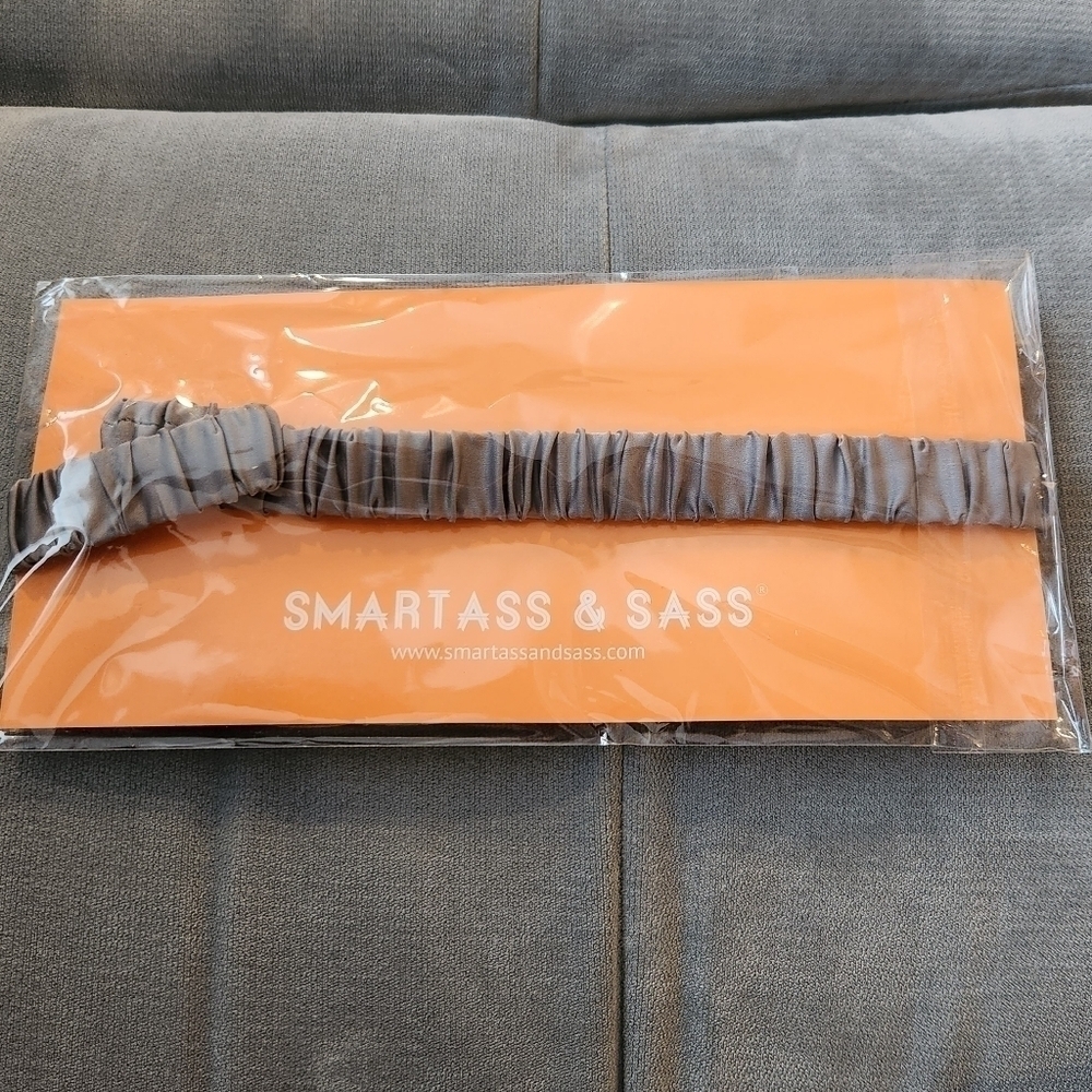 Sleep Mask Do Not Disturb - Picture 2 of 3